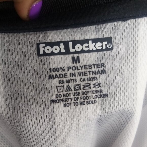 Foot Locker Striped Long Sleeves V-Neck Top Size M - Picture 7 of 8